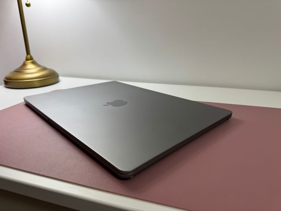 Macbook Air 15 | M2 | 16GB | 256SSD | Baterie 100%