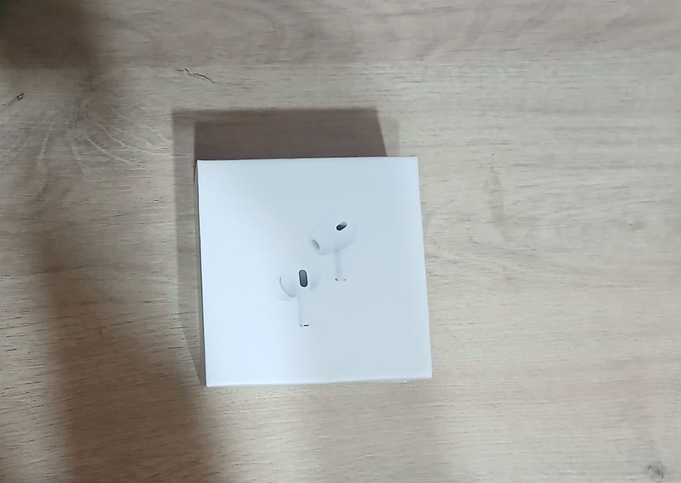 Airpods pro 2 ca noi