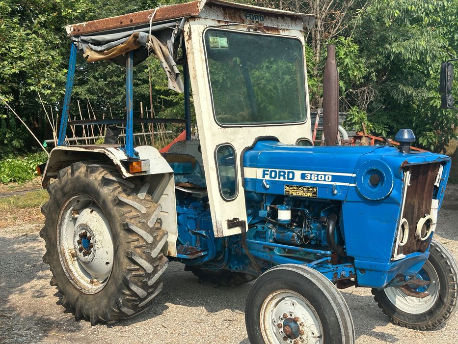 Tractor Ford 3600