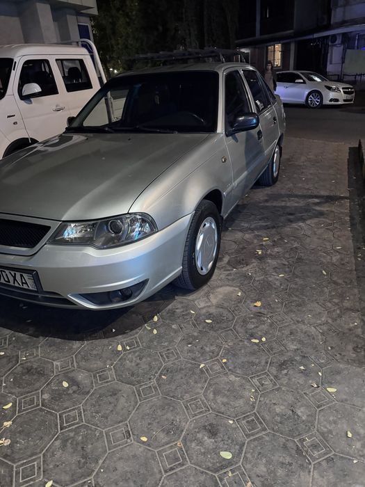 Нехиа 2 сотилади 16 двигател 2009 йил