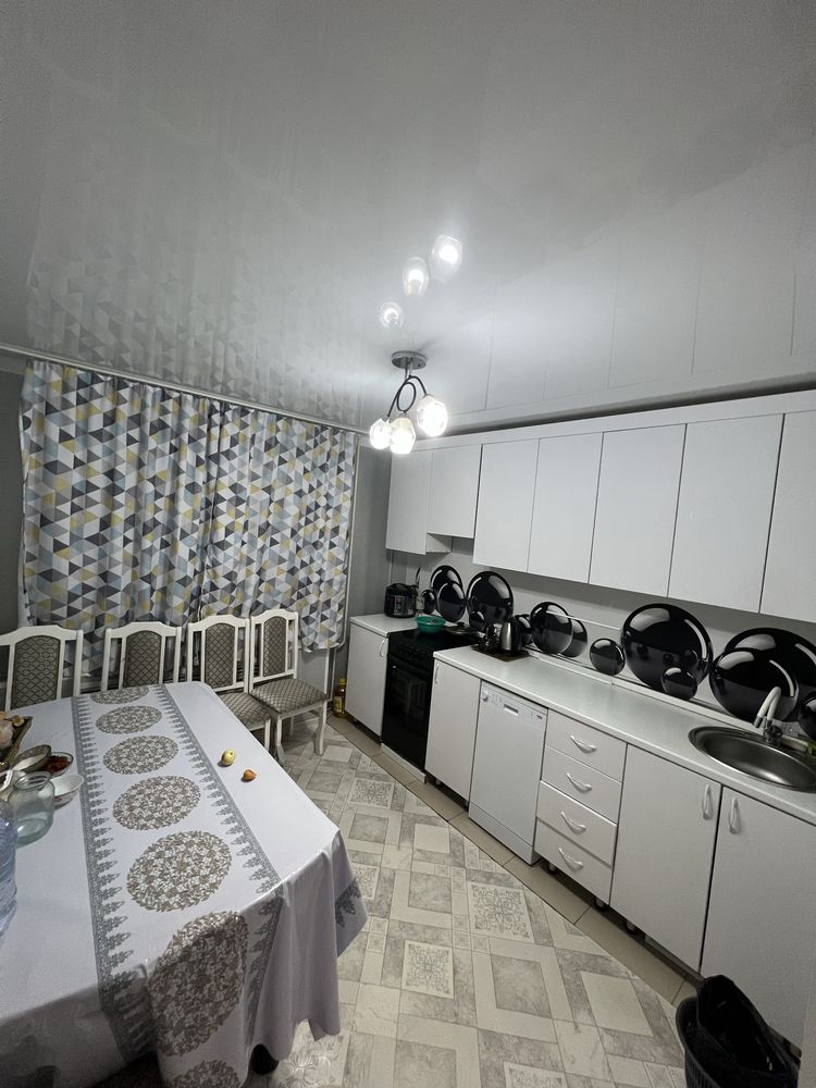 Продам 4 комнатную