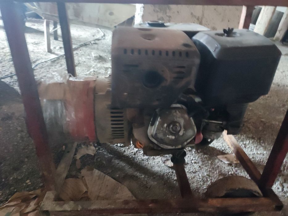 Generator loncin 6,5 kw benzina 11 cp