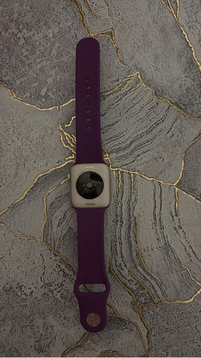 Продам часы apple watch