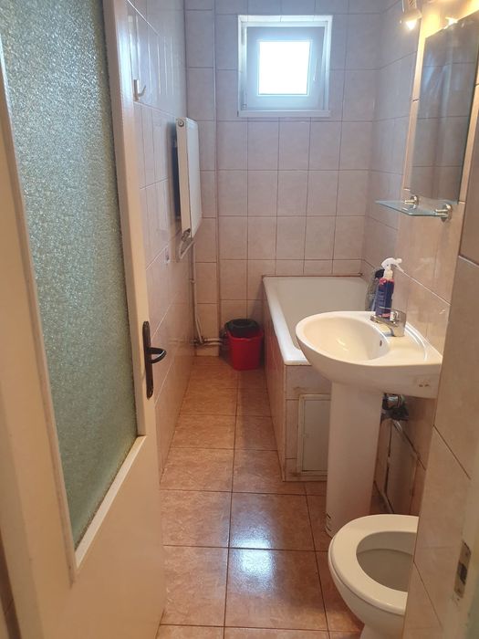 Apartament de închiriat