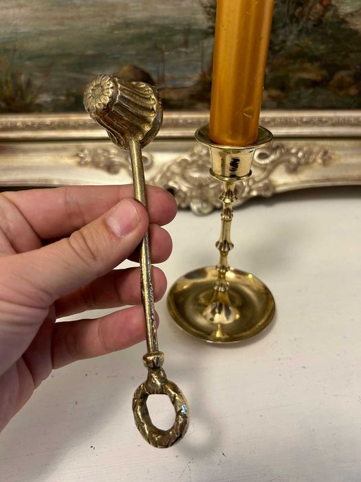 No531 Sfesnic bronz si stins lumanarea masiv 2 obiecte 184g 13-15 cm