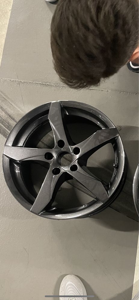 Jante R17 5x114,3 ET45 cu cauciucuri