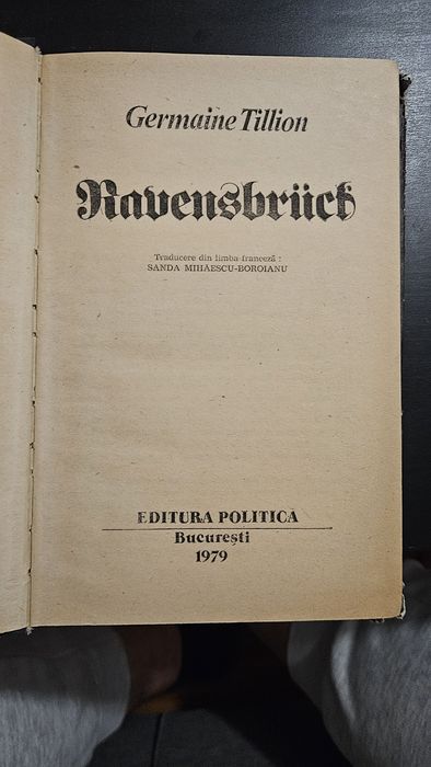 vand carte vintage de colectie