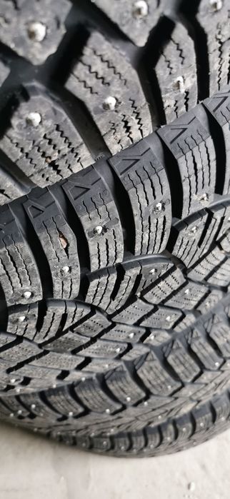 Шины Continental IceContact 2 265/50R20