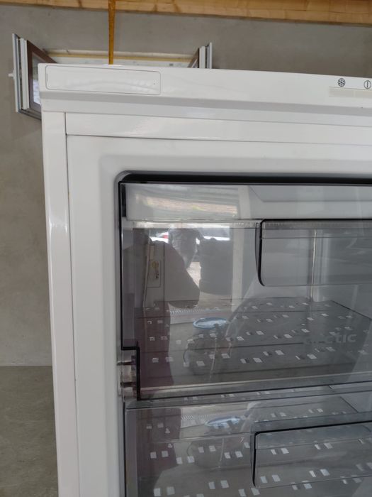 Congelator Arctic, 6 sertare, clasa energetică A, Fast Freeze XL Zone