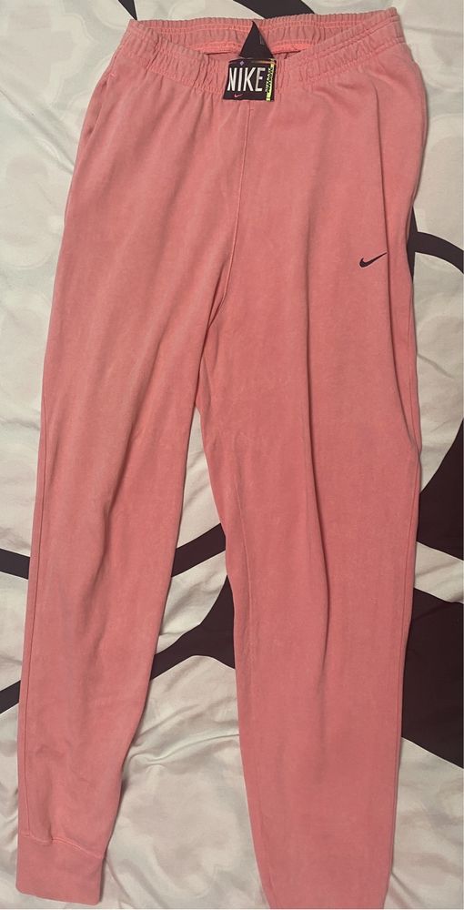 Nike долнище / комплект анцук