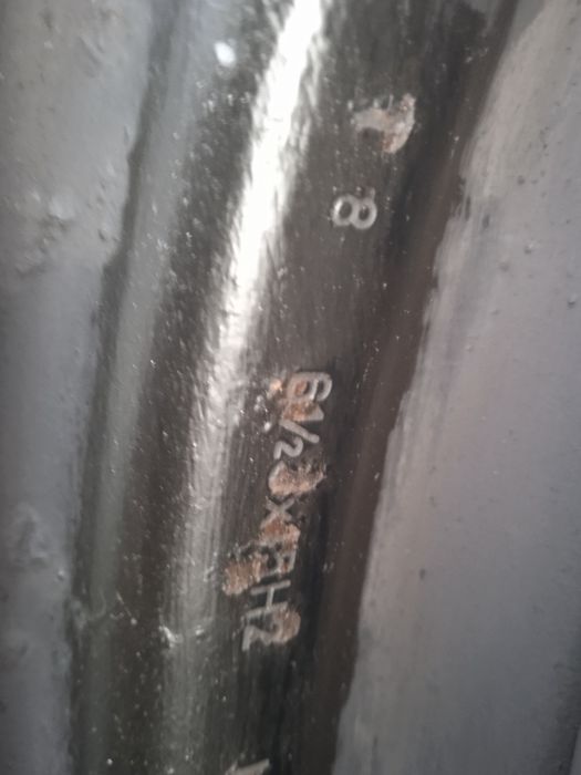 Джанти за Citroen и Peugeot 6x15 без гуми се продават.