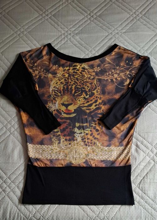 Само за 15 лв! Две дамски блузи/ туники с дълъг ръкав