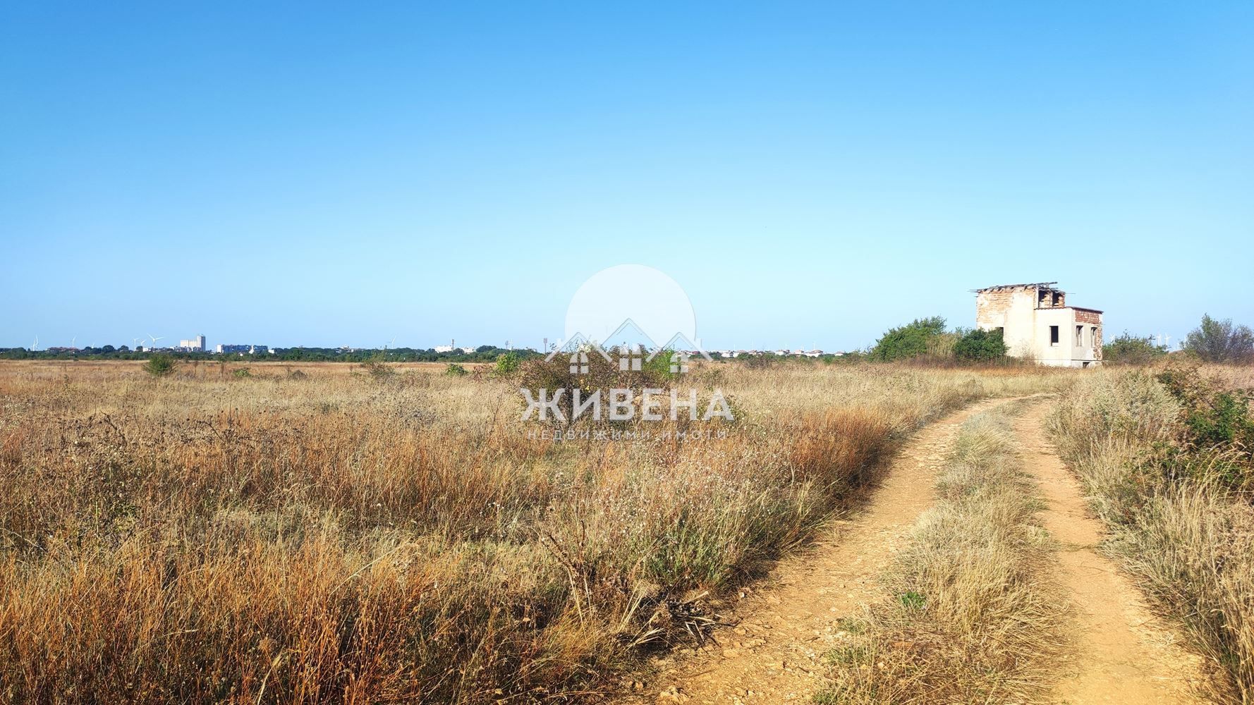 Продава парцел във вилната зона на  с.Божурец, площ 471 кв.м