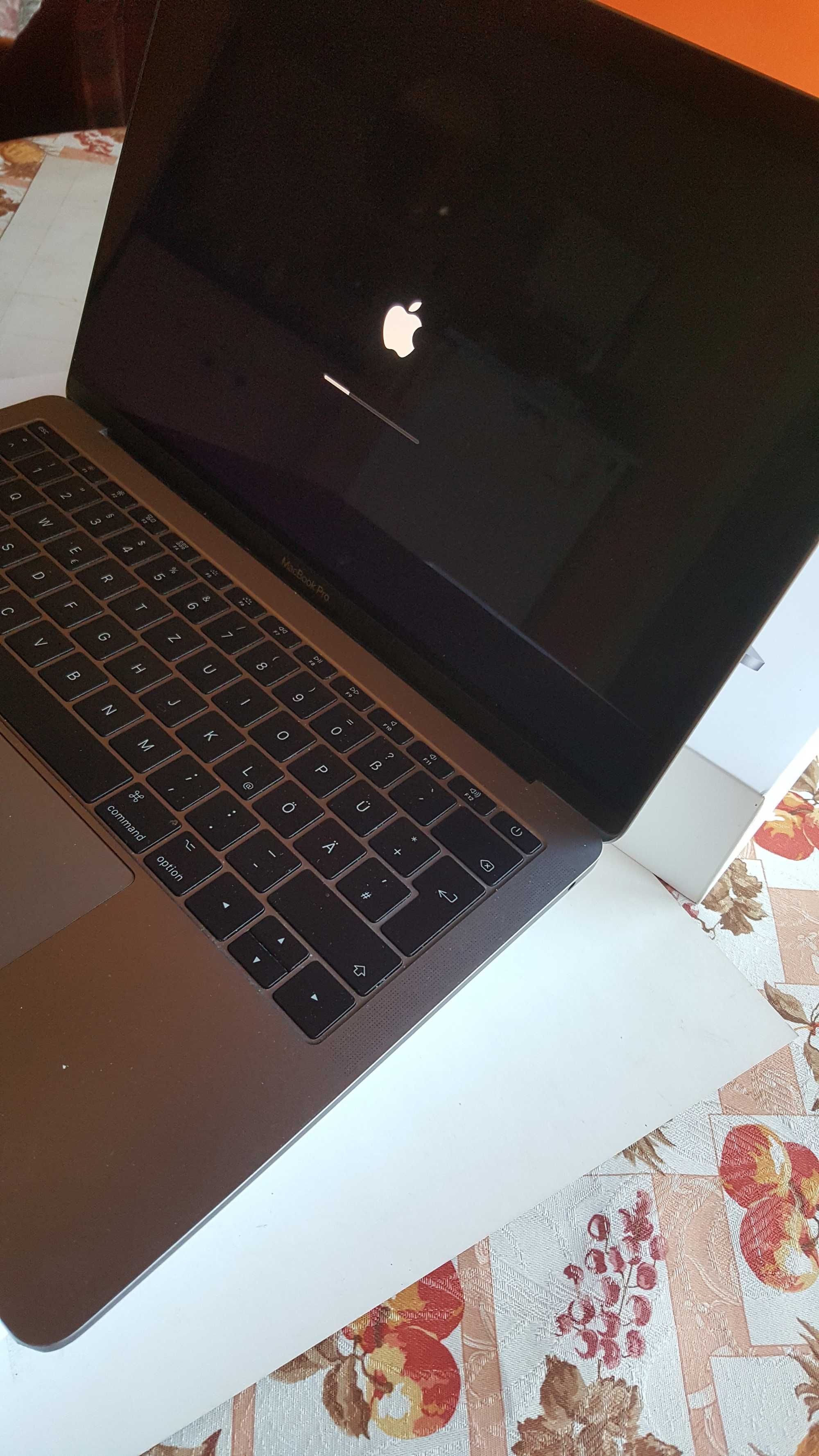 Macbook Pro 13 A1708 на части