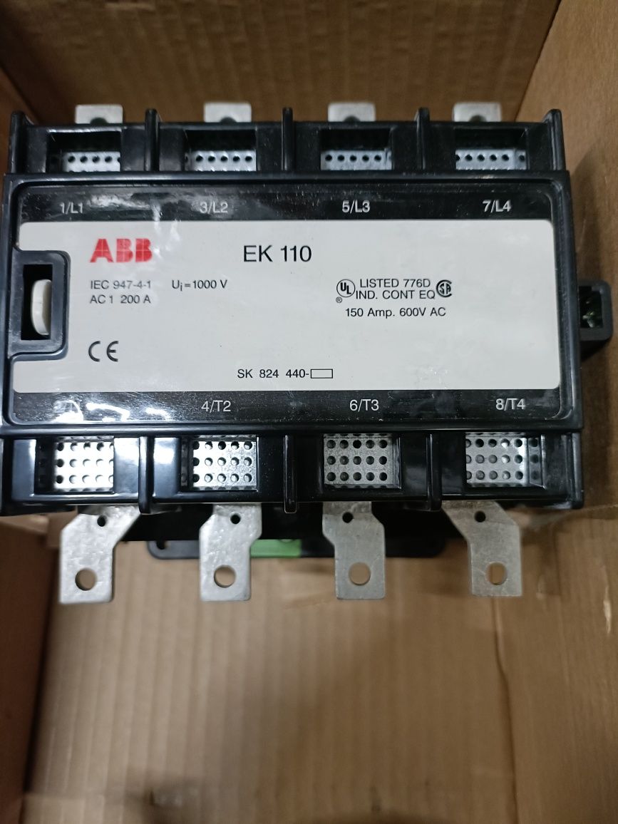 Contactor 150A 600V AC marca ABB EK110-40-11 SK824440-