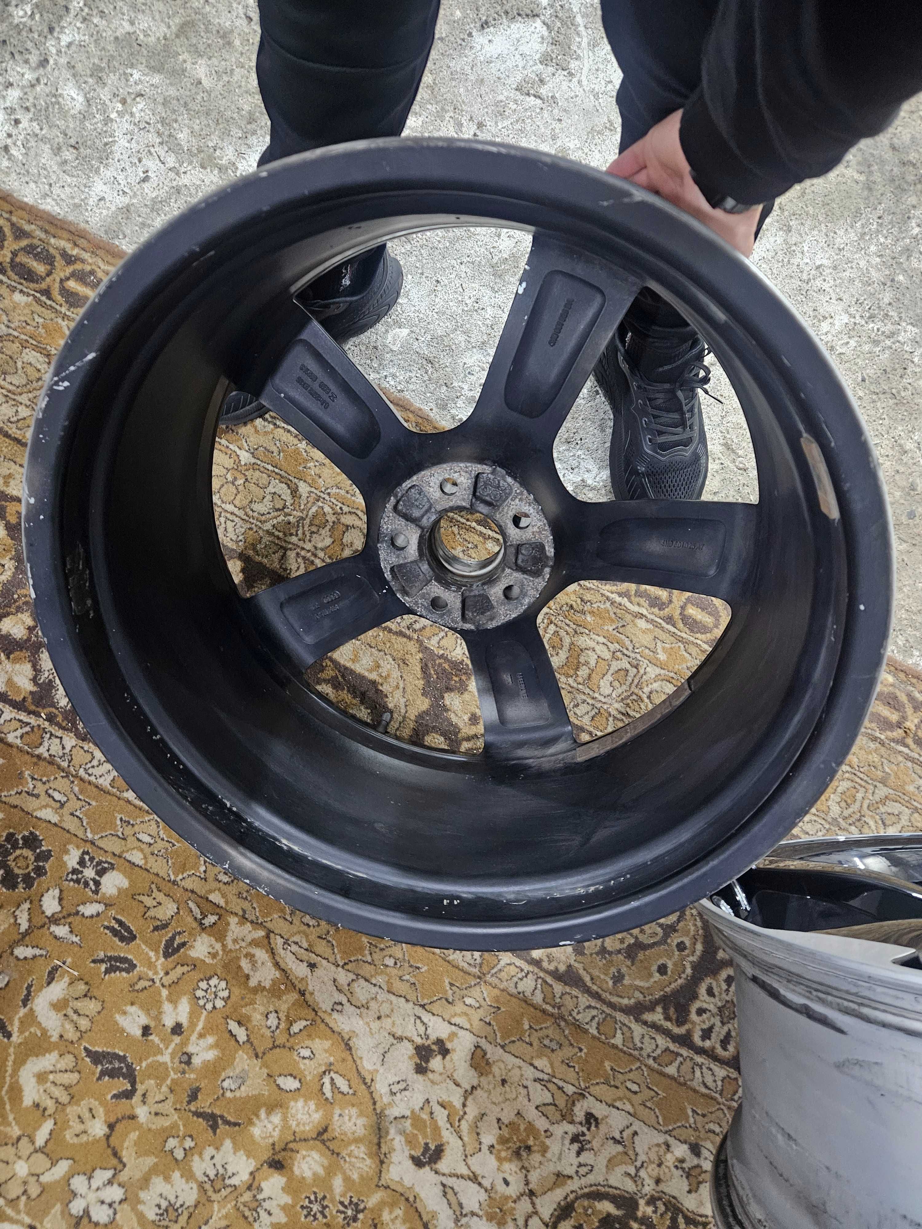 Дажнти Rotor оригинал от А8,       21 цола 5х112 ЕТ 35 9J