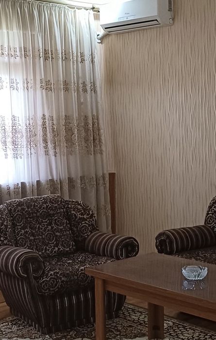 Юнусабад 4 квартал , 2х комнатная