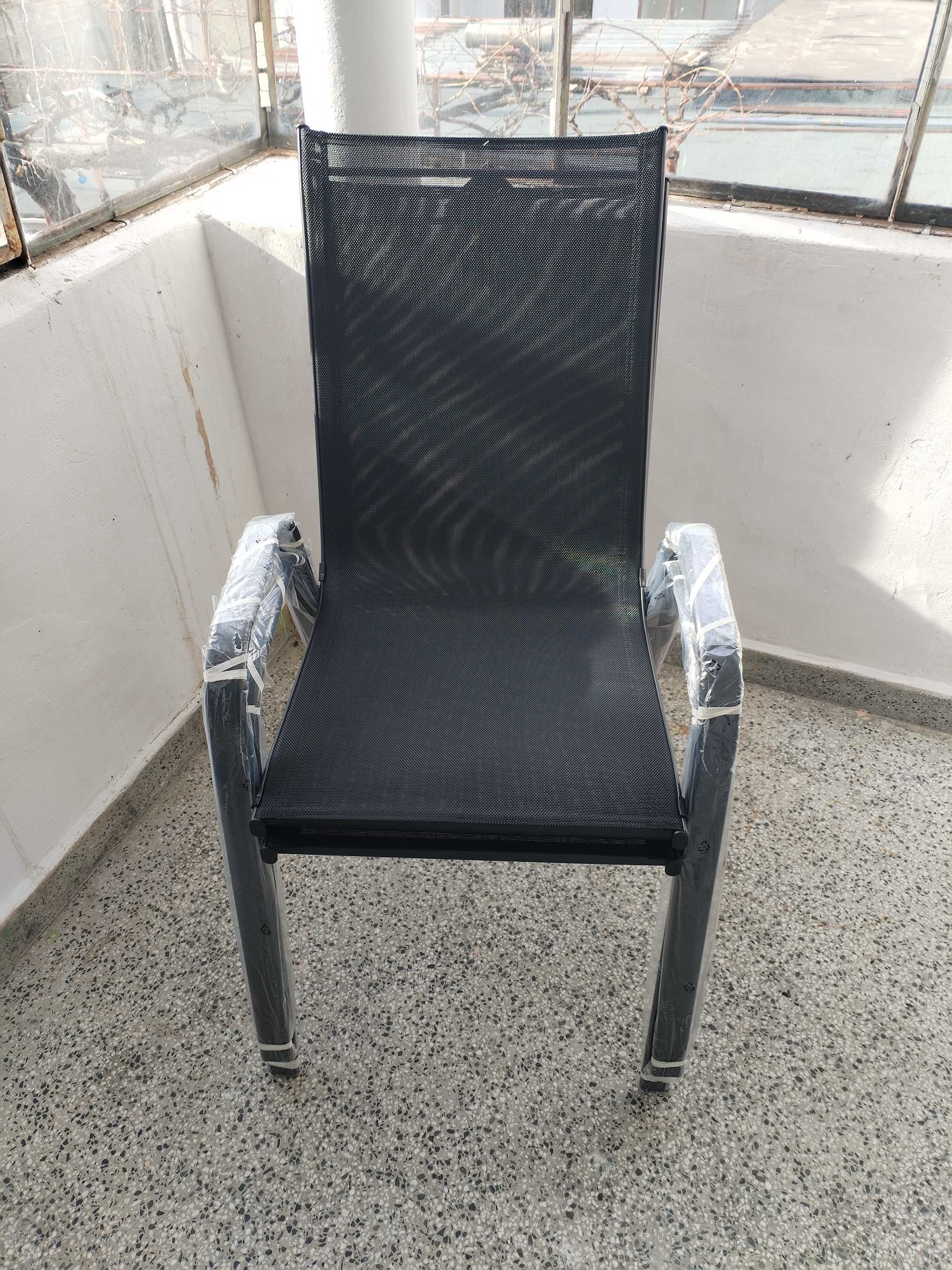 Градински метален стол