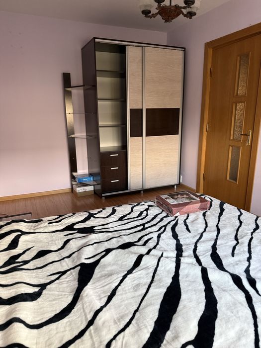 Apartament 2 camere de închiriat - 330 euro – Zona de Nord - Ploiești