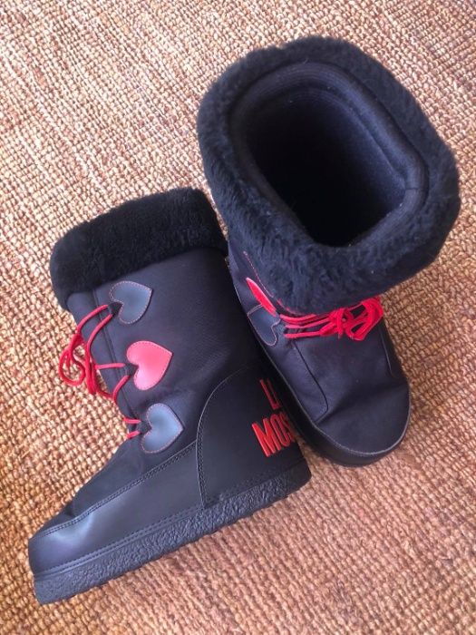 Snow Boots Love Moschino
