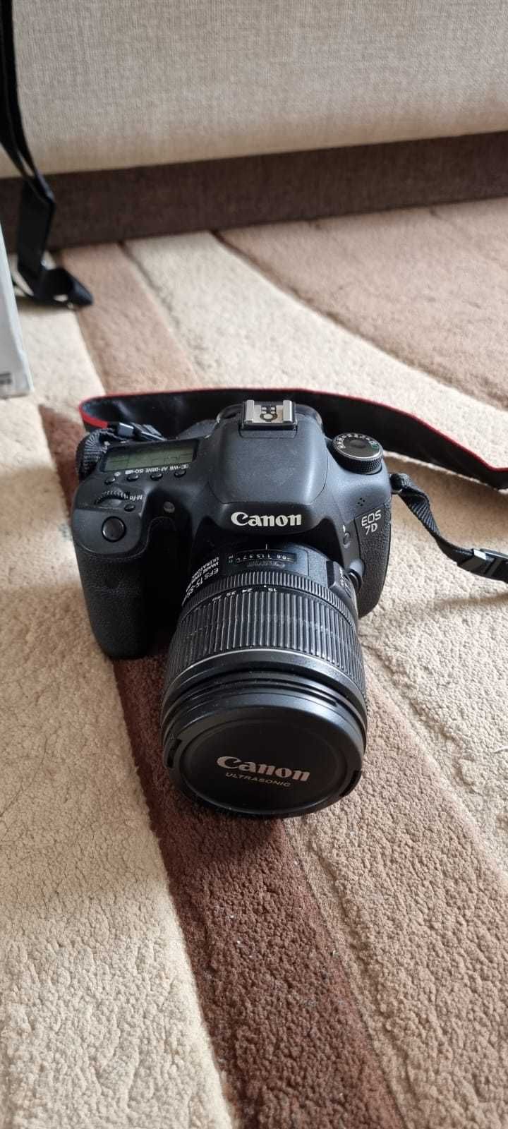 Продам фотоаппарат Canon