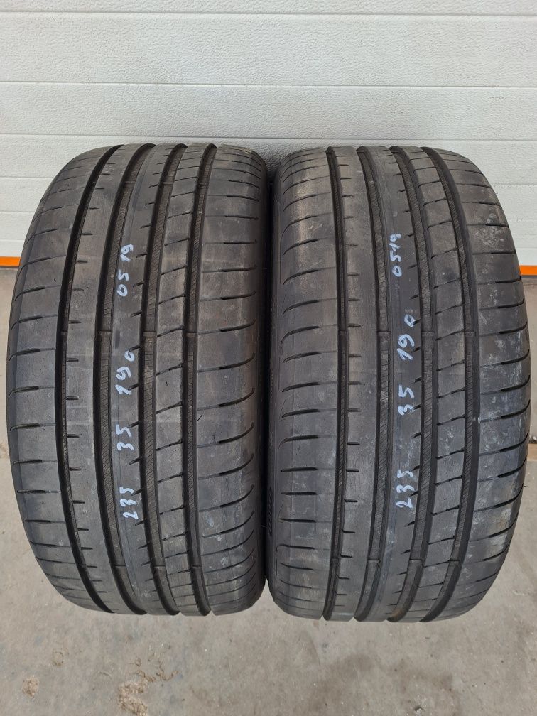 Летни гуми 2 броя GOODYEAR Egle F1 235 35 R19 дот 0519