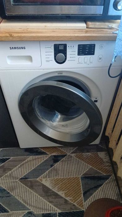 Продам стиральную машинку б/у