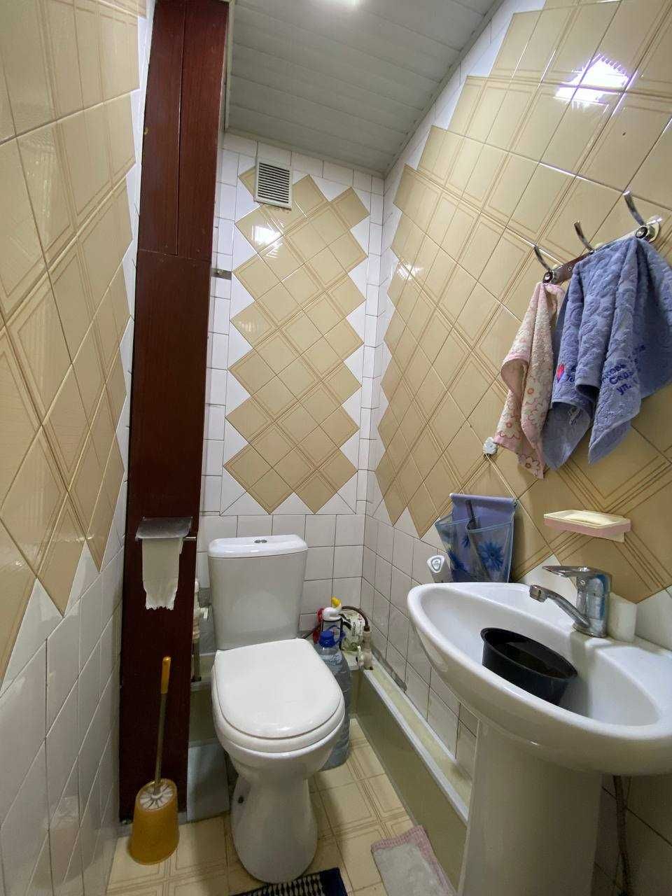 Госпитальный Капитал Банк 3-комн 5/16 90 м² чистое состояние 2 лифта