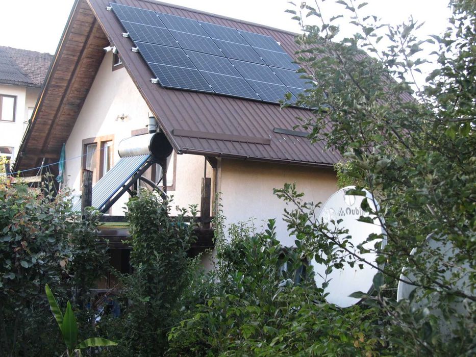 Casă cu teren generos și dotări moderne - Oază de liniște