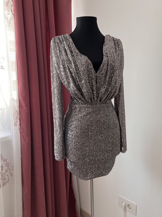 Vand rochii de ocazie xs ori s