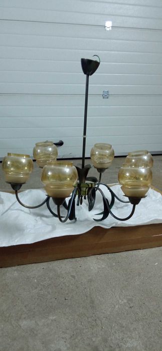 Vând candelabru vintage foarte vechi