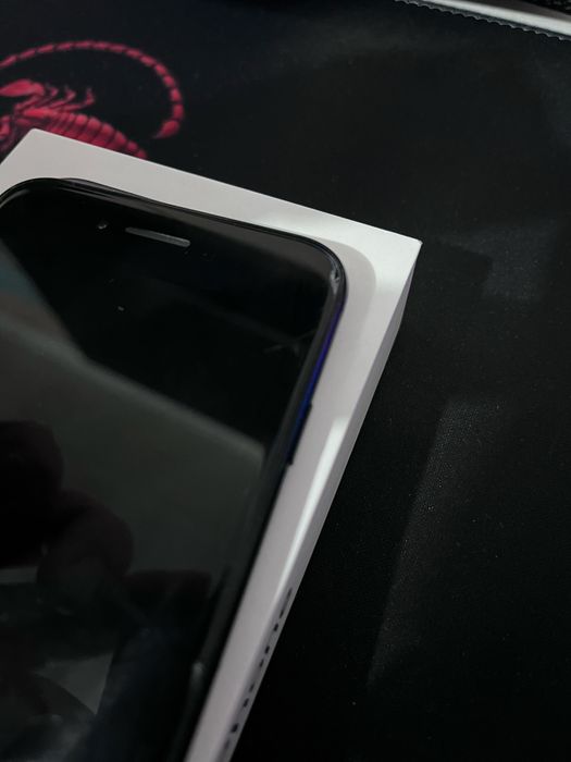 Iphone SE 2020/64gb памет