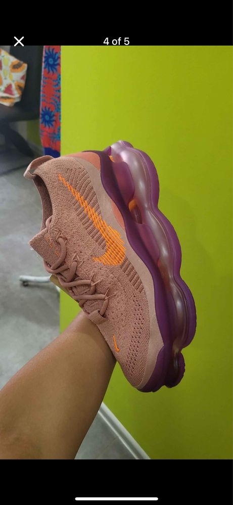 Nike scorpion розови