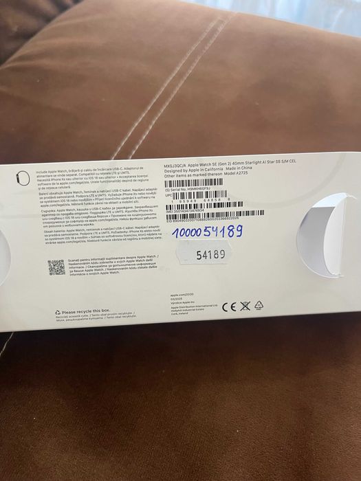 Apple Watch SE (Gen 2) 40mm Starlight Al Star