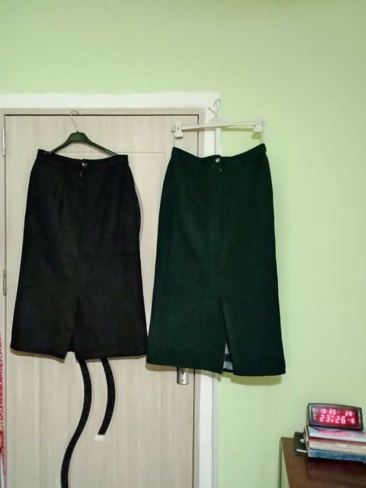 Geci groase și mai subțiri, dama, fuste adecvate, stofa