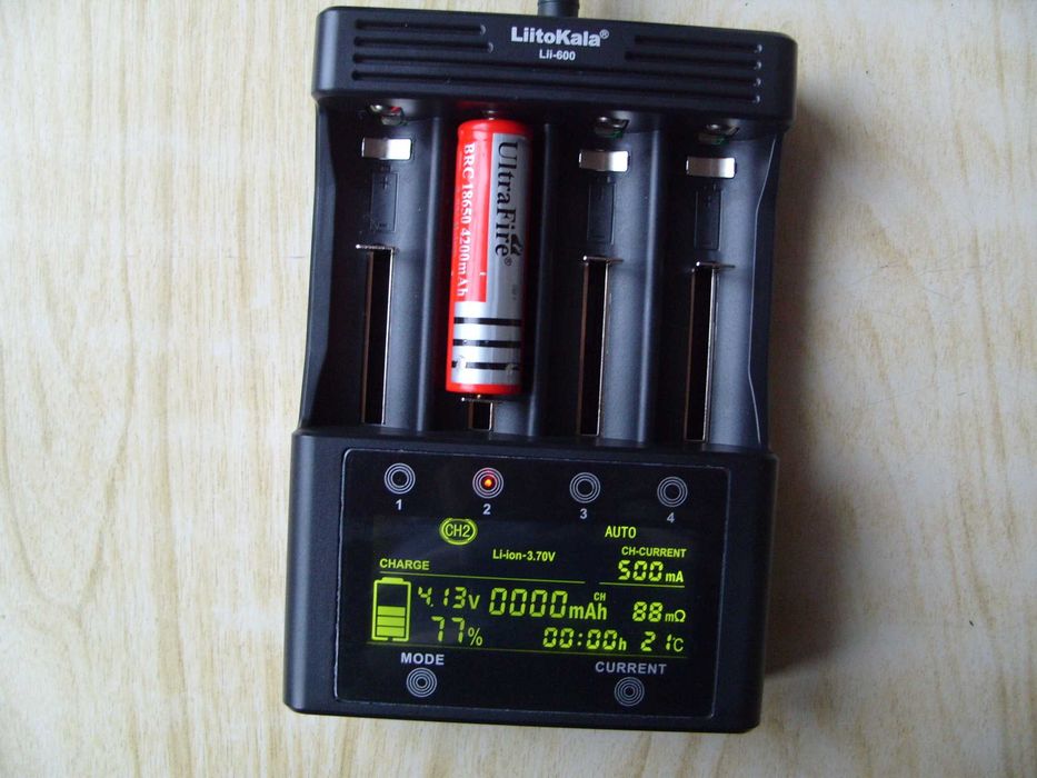 Професионално зарядно LiitoKala Lii-600. Българско ръководство