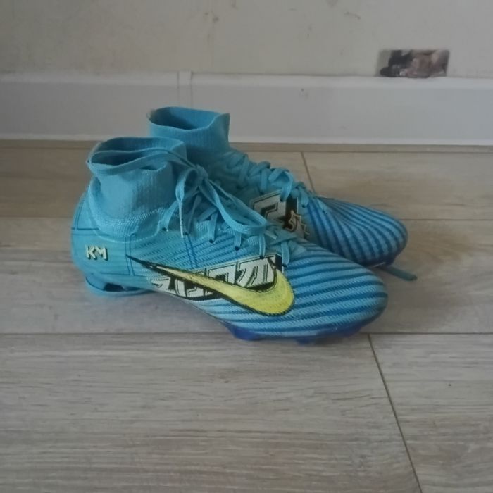 Бутсы найк Киллиана Мбаппе