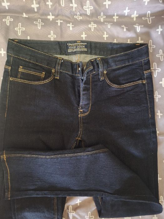 Джинсы привезенные