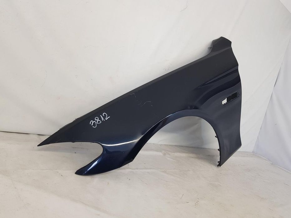 Aripa stanga fata BMW Seria 5 F10 F11 dupa 2010