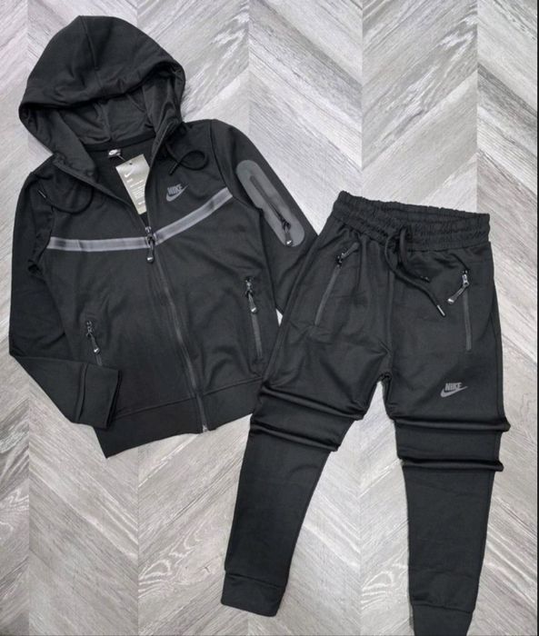 Спортен екип/анцунг от две части за деца и бебета