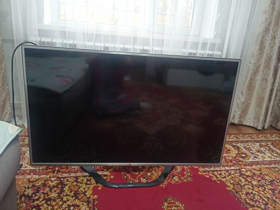 Продам телевизор