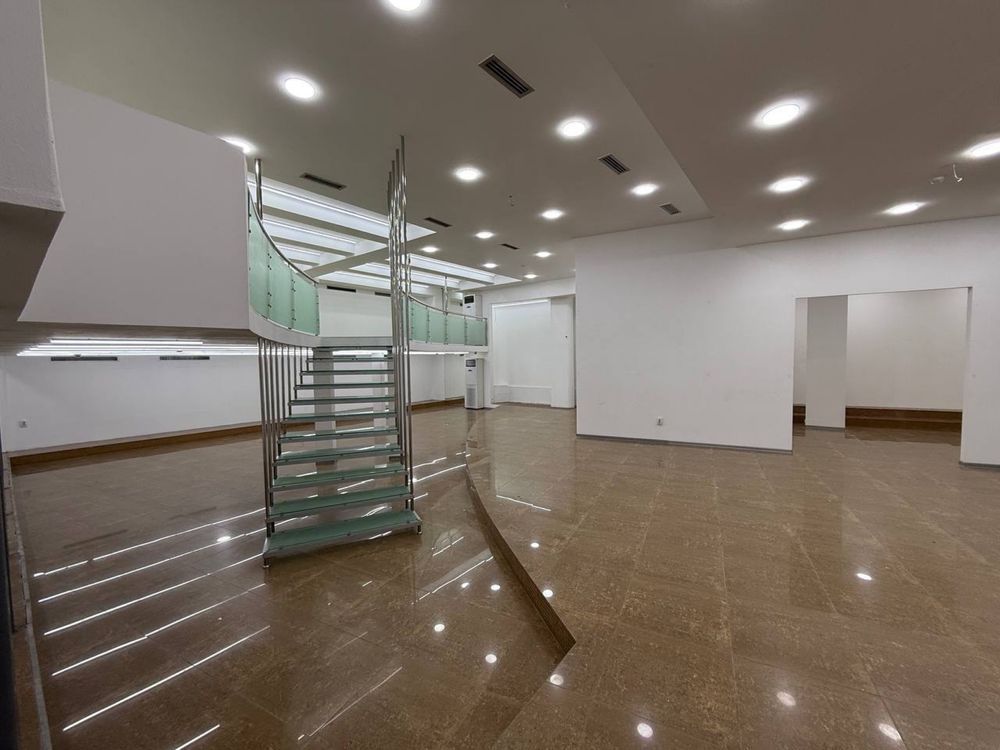 Пространство для вашего бизнеса! 346 м² на пл. Хамида Олимджана