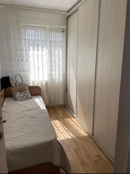Apartament cu 3 camere in zona Berarie de vanzare