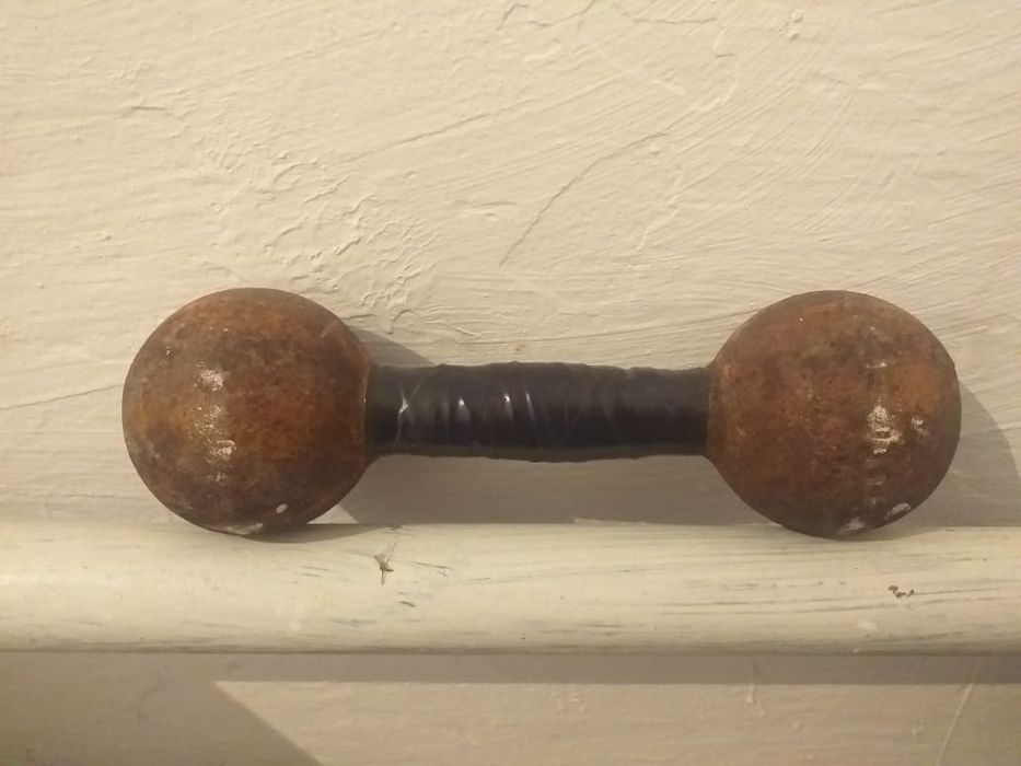 Гантели 1 штук раион Альфараби