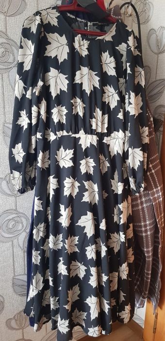 Продам вечерние платья