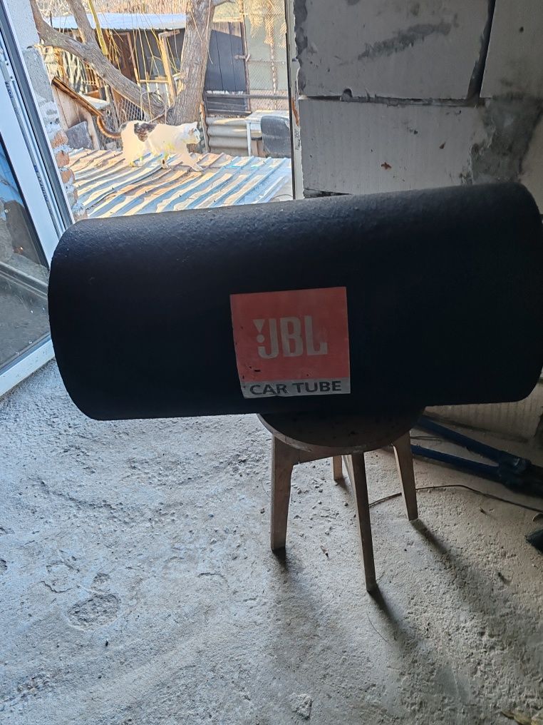 Subwoofer auto JBL