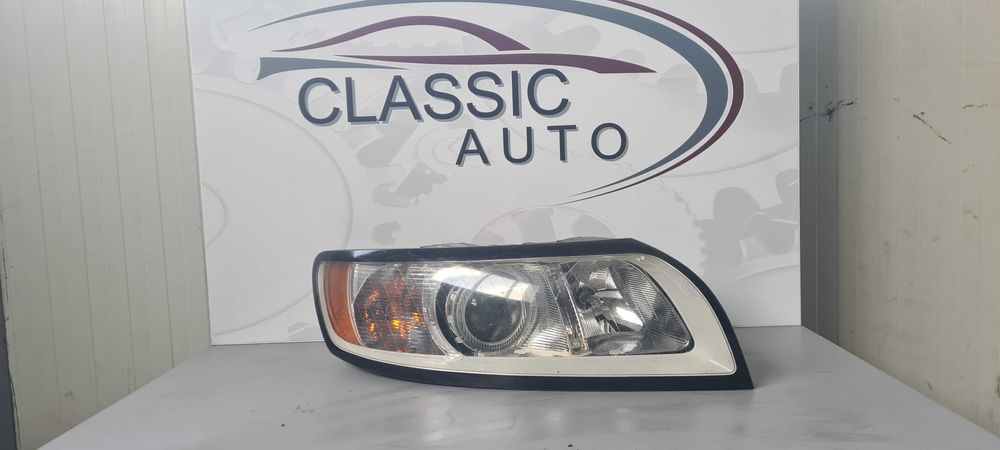 Фар Volvo V50 2011г.
