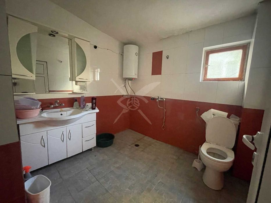 Продава се Къща в с. Тополица, Област Бургас - 360 кв.м за 712 €/кв.м - Снимка #19