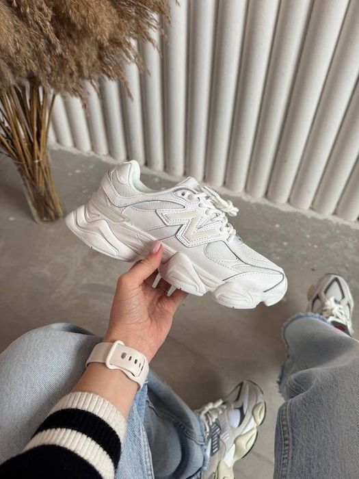 Дамски маратонки New Balance 9060 White 36,37,38,49,40