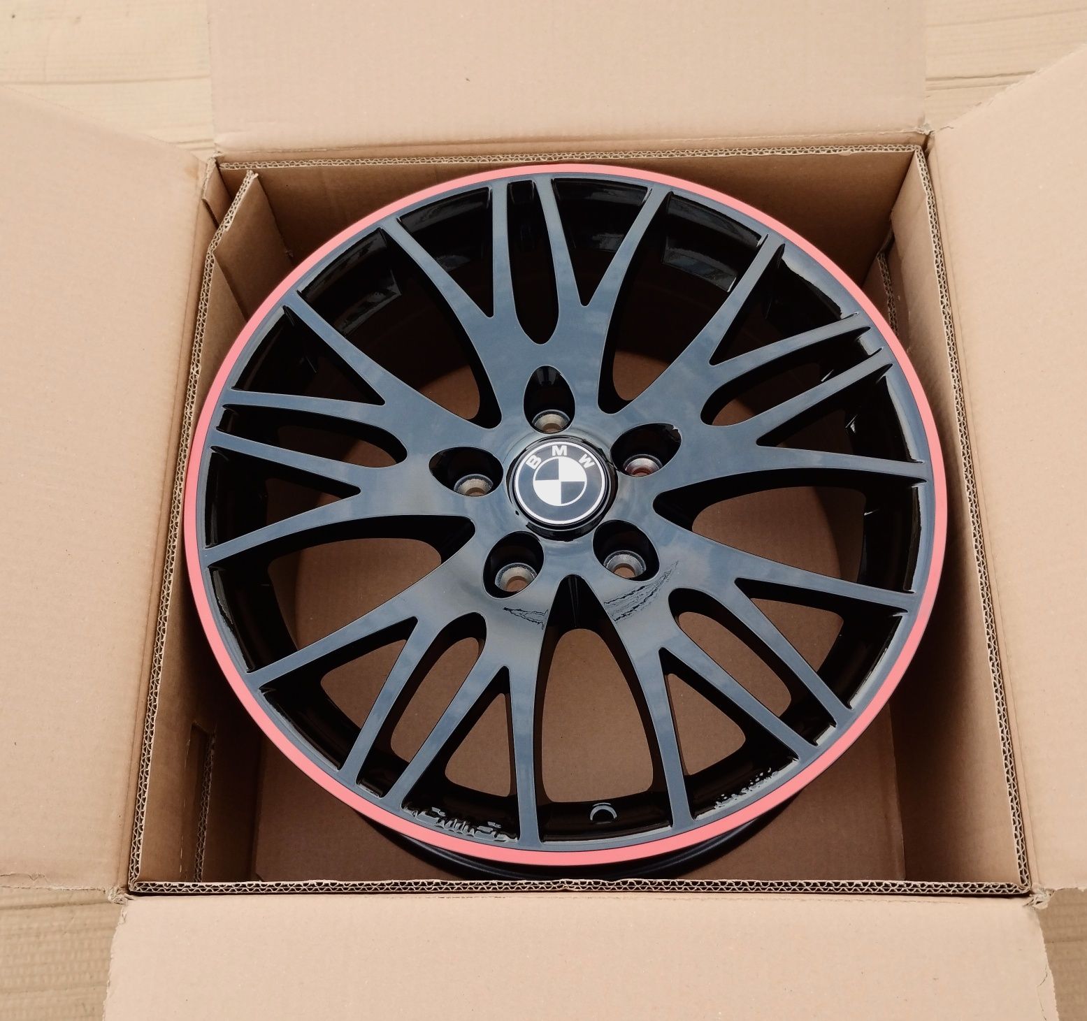 Jante R17 BMW e90, F30, F31, F32, F33, F10, F20 F12 F13 ..X3 X5
Prinde